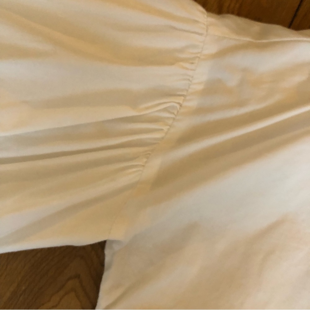 BCBGMaxAzria Top - Picture 5 of 7